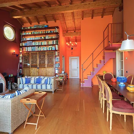 Exquisite With Pool And Views! - Nora Vila