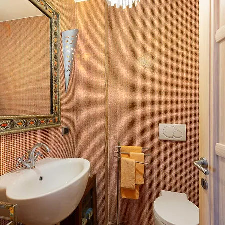 Villa Exquisite With Pool And Views! - Nora