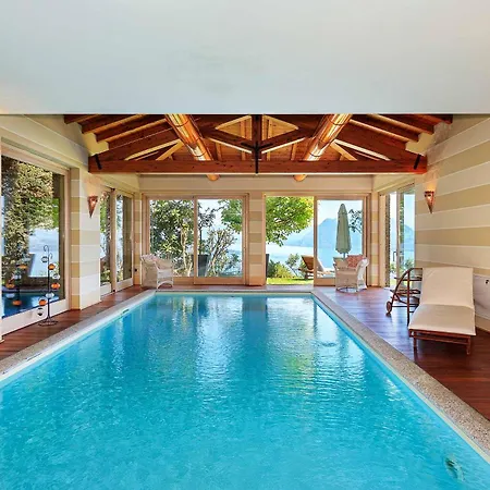 Exquisite With Pool And Views! - Nora Vila *