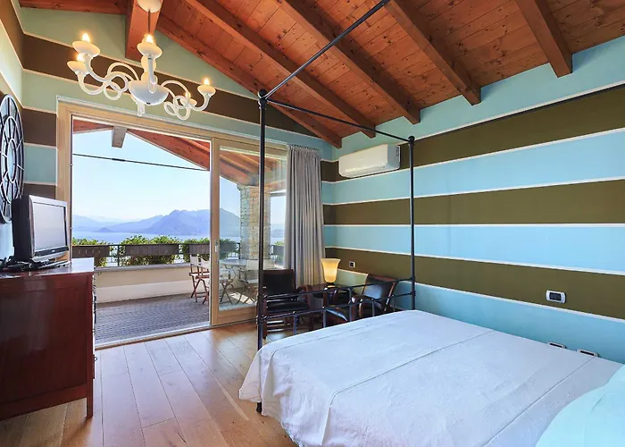 Villa Exquisite With Pool And Views! - Nora